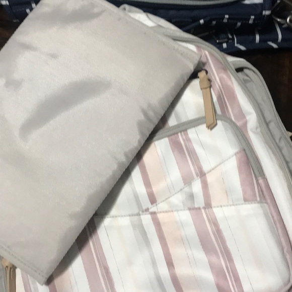 Jujube backpack - Picture 2 of 3